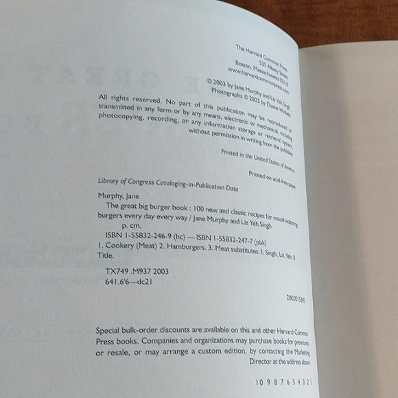 The Great Big Burger Book Jane Murphy & Liz Yeh Singh soft cover - Picture 6 of 8